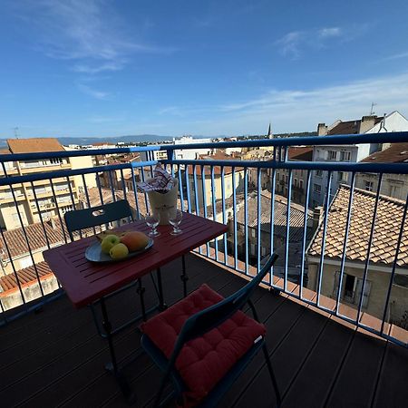 Appartement Terrasse Au Coeur De Valence 54 Exterior photo